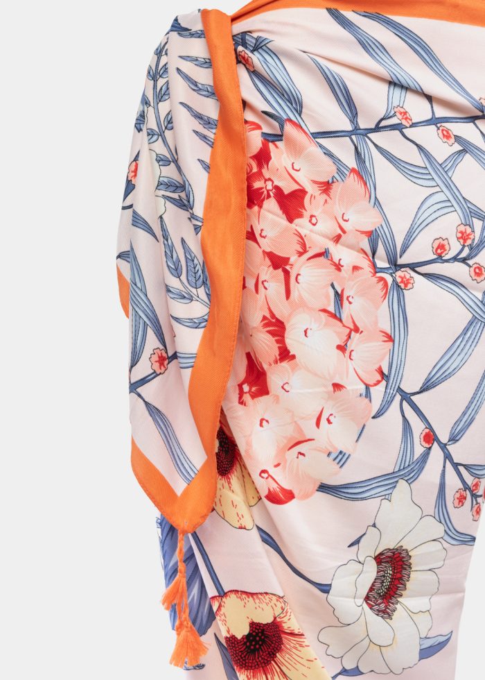 Cream pareo w/ floral print - Image 2