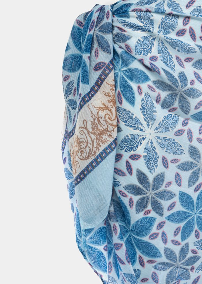 Light blue pareo w/ leaves design - Image 2