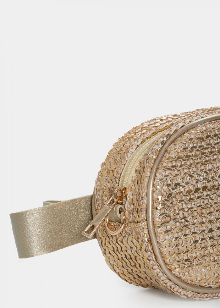 Straw small belt bag in beige gold - Image 3
