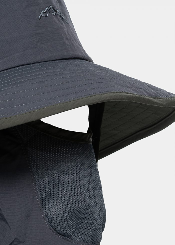 Grey active hat with neck protector - Image 3