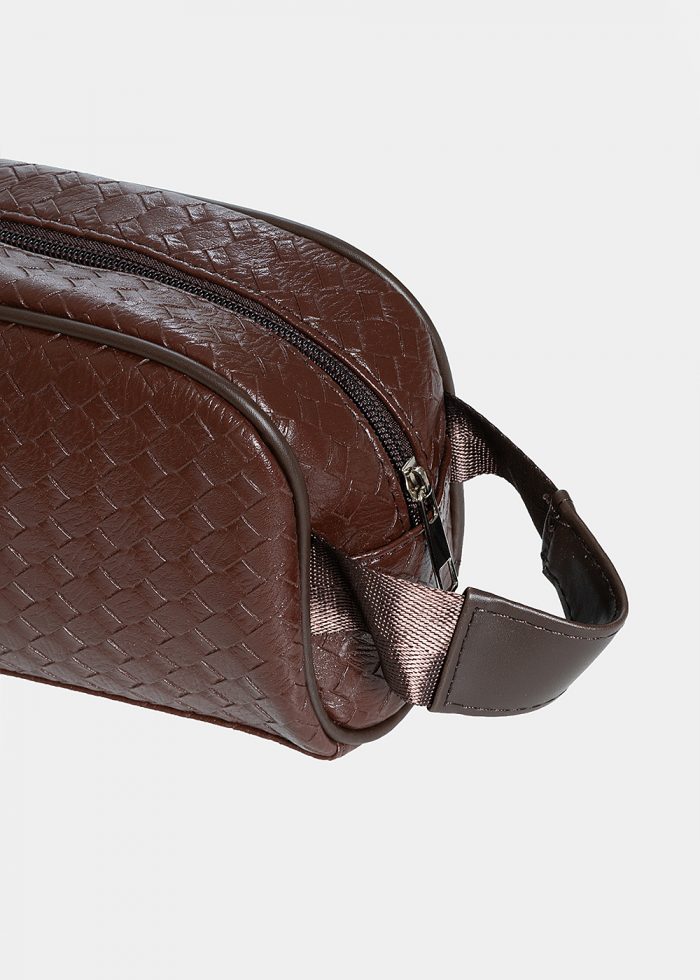 Brown knitted nécessaire - Image 3