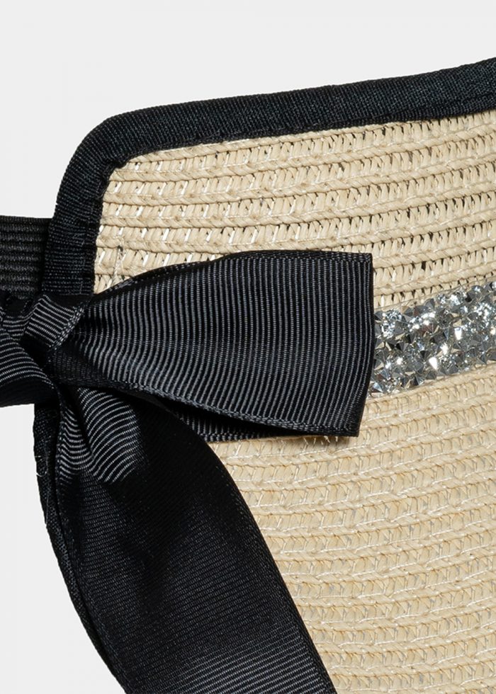 Top opened straw hat - Image 3