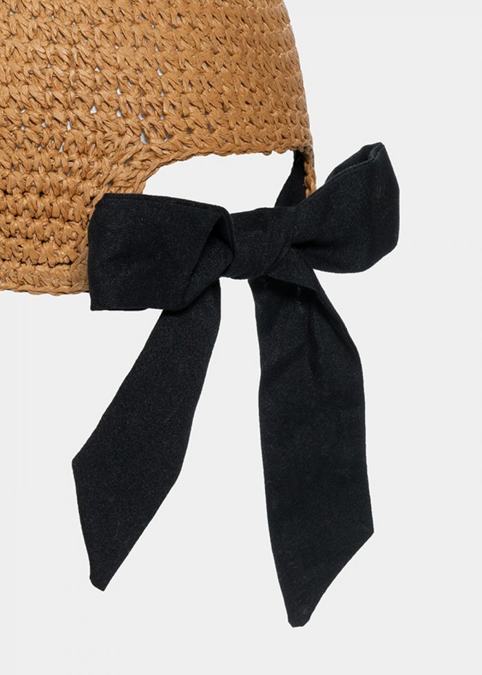 Brown jockey straw hat with black brim - Image 3