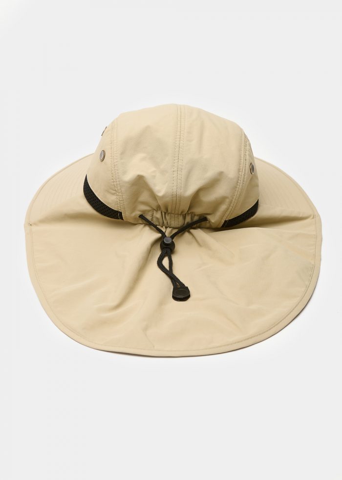 Beige active hat with neck protector - Image 4