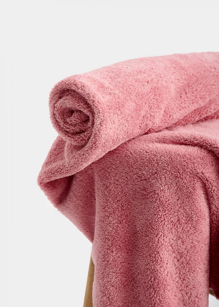 Pink fluffy towel - Image 2