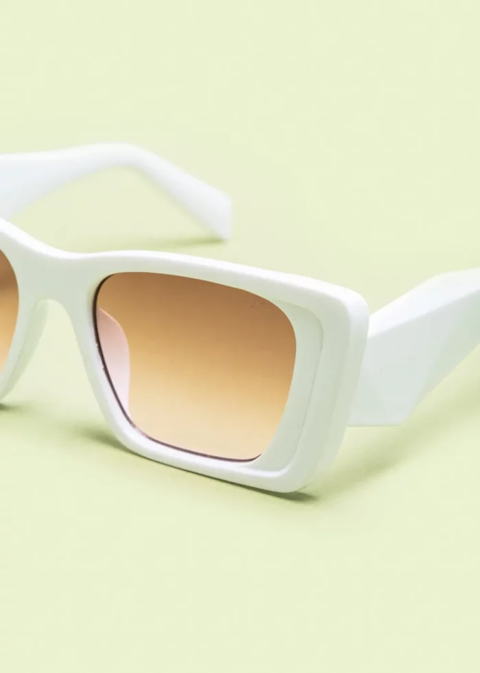 "Calliste" White - Image 3