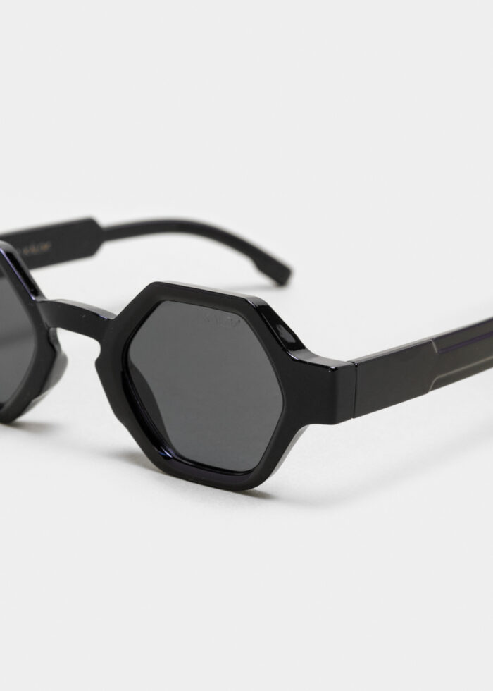 "Astraeus" Black - Image 4