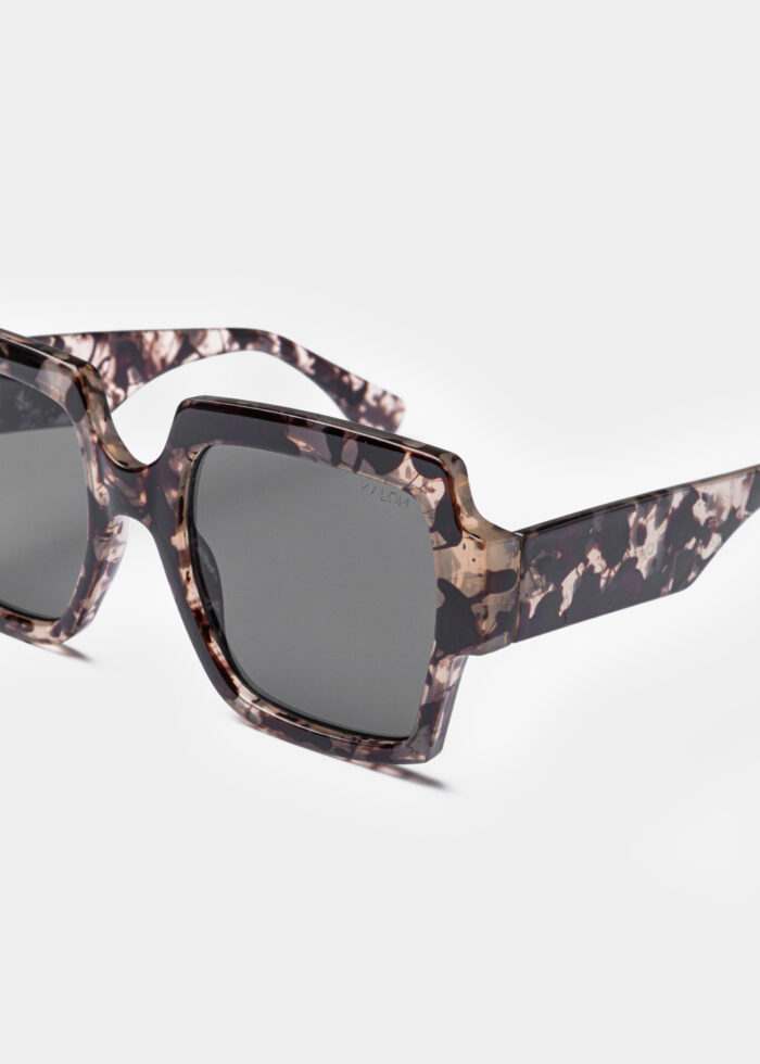 "Cyra" Tortoise - Image 3